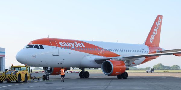 easyJet announces two new routes from LJLA to Girona and Murcia